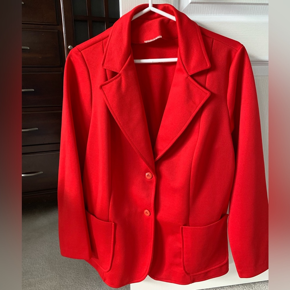 Vintage Red Simple Blazer